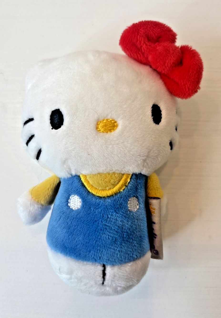 Hallmark Itty Bittys Hello Kitty Plush Mini Stuffed Animal Classic Blue Overalls